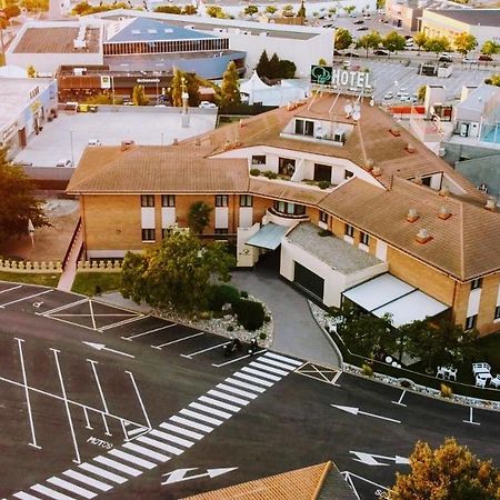 Hotel Els Noguers マンレザ エクステリア 写真